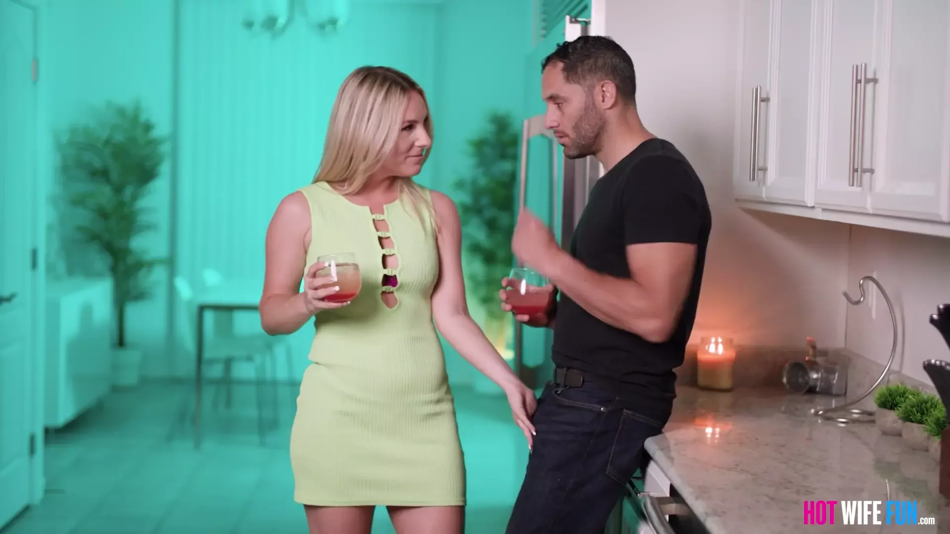 Blonde Hotwife Bunny Madison gets Back at Her Cheating Husband