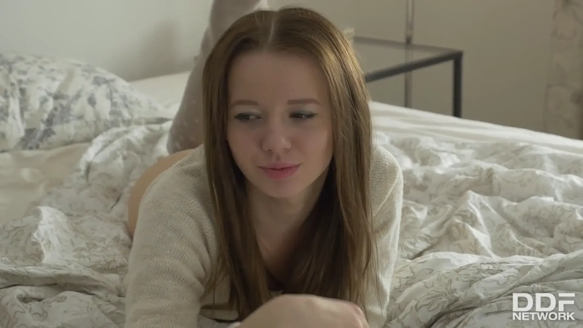 Hot Olivia Grace's First Anal Fuck Makes Her Moan Ecstatically