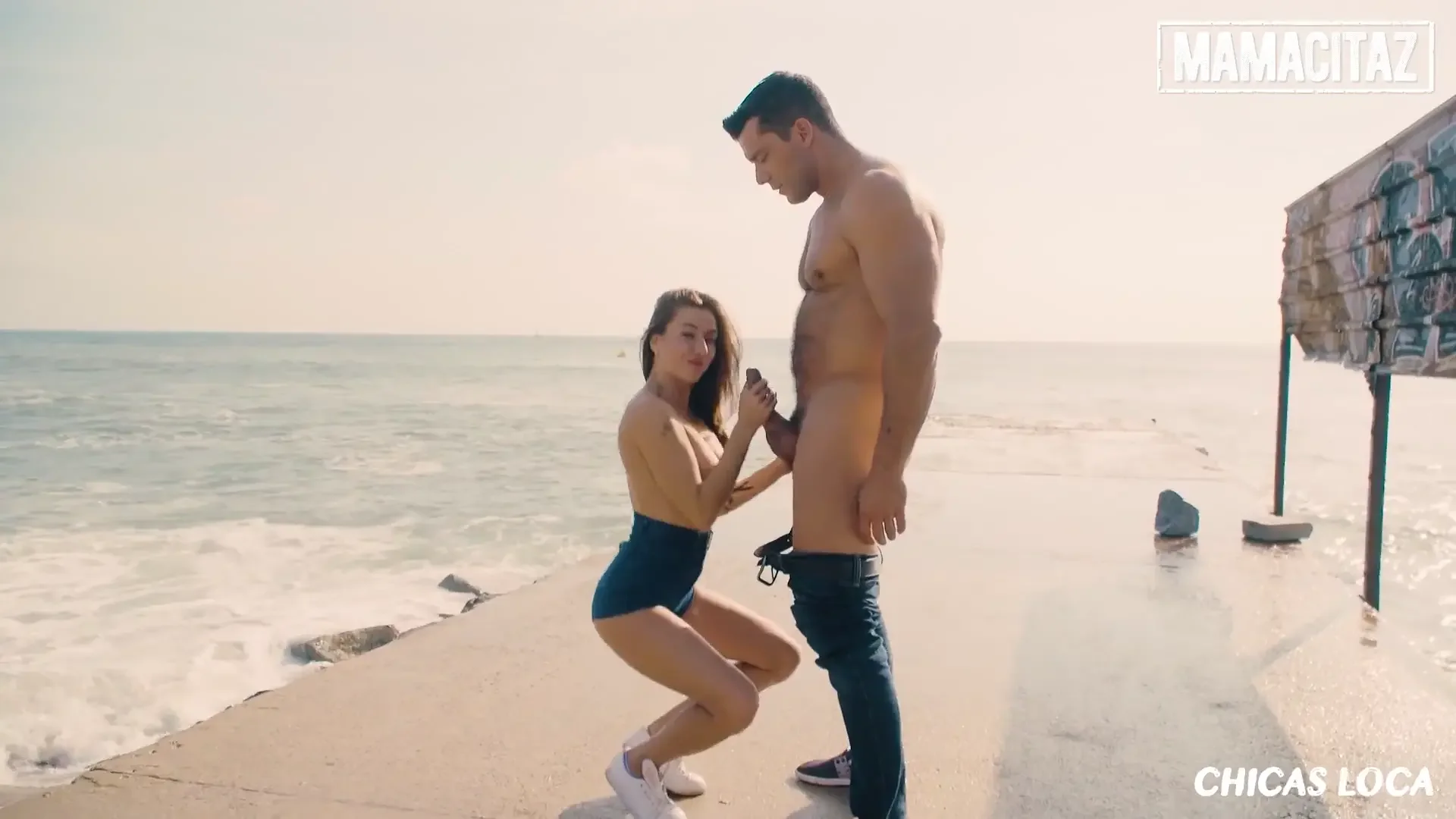 Crazy Girl Sandra Wellness Takes Huge Dick at the Beach in the Middle of the ...