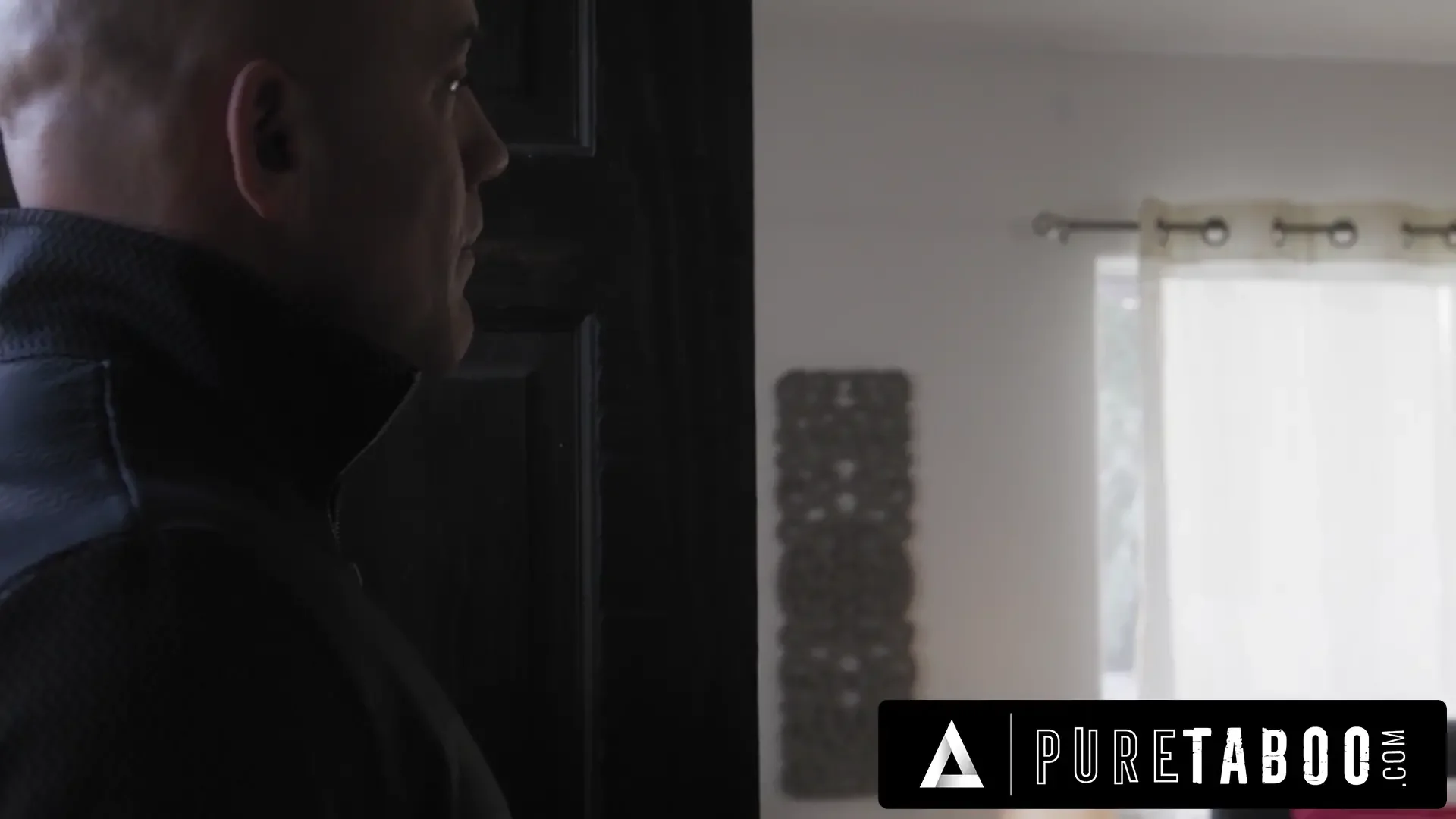 Teen Coco Lovelock Submits to Overprotective Stepdaddy to Remove Her Chastity...