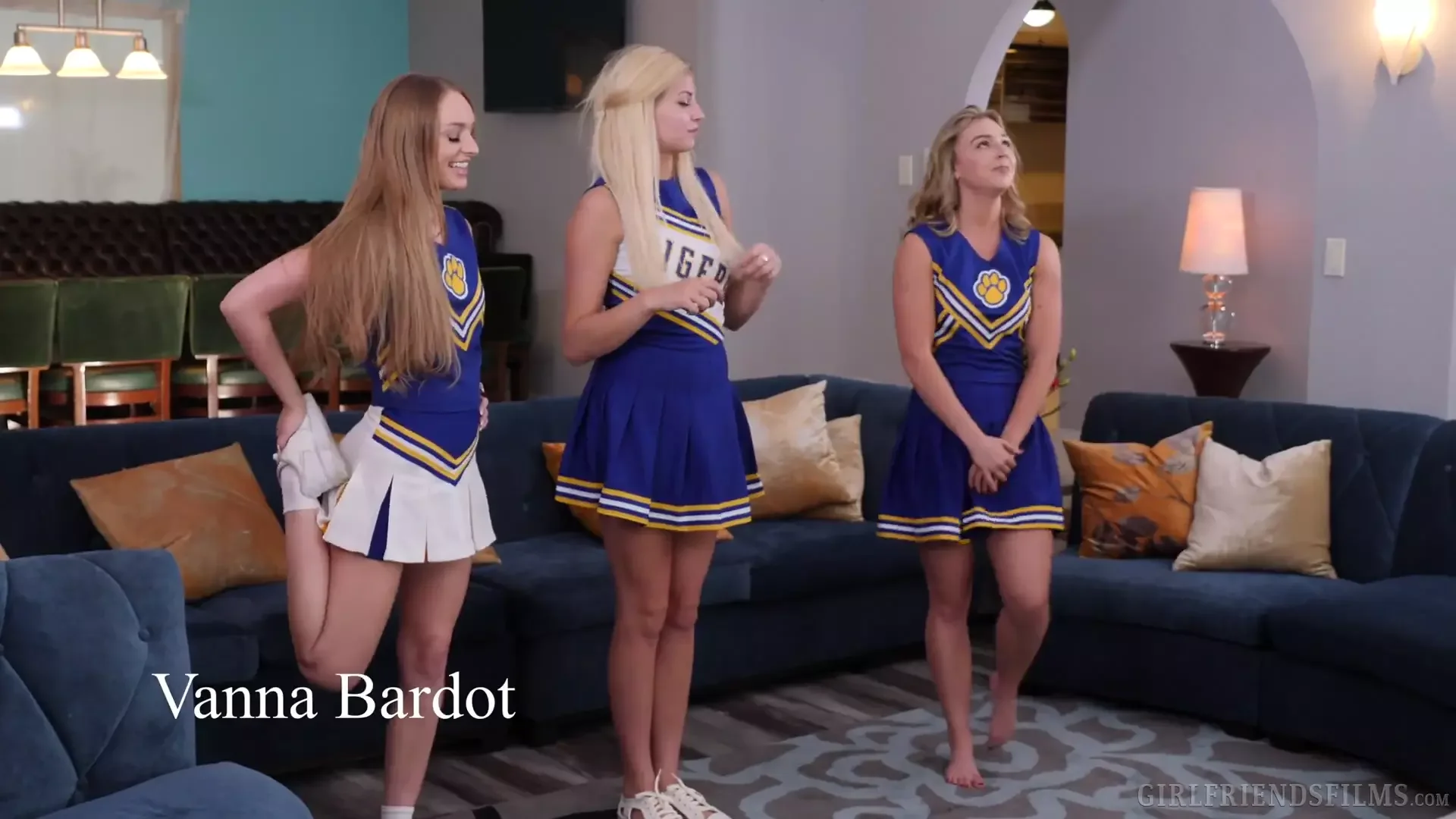 Cheer Squad Slumber Parties #30 Full Scene