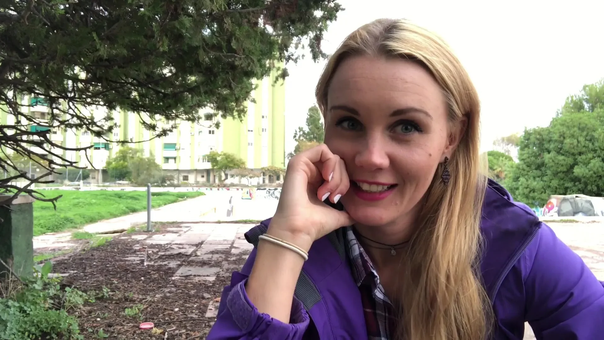 Blindfoldgag dildo ride in public