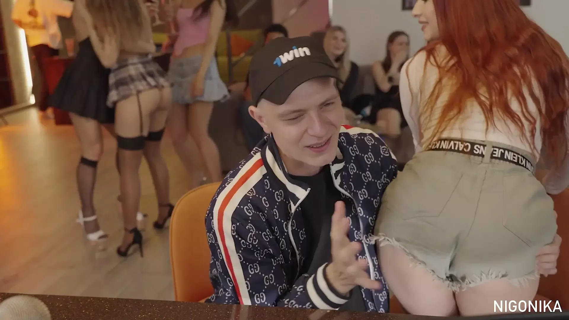 Порно Пародия - 18+ Слив Мелстроя Стрим Дилара Бустер - Код