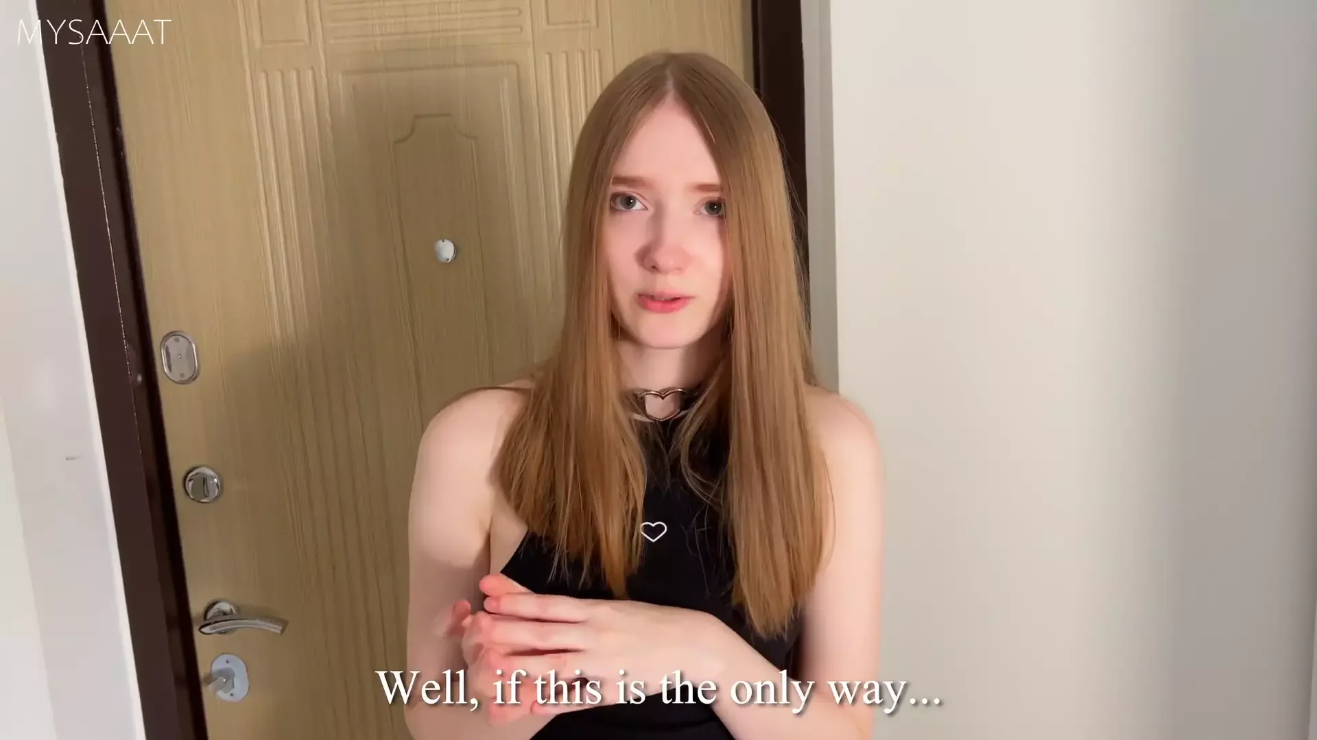 The Cute Courier Girl Apologized for the Long Delivery