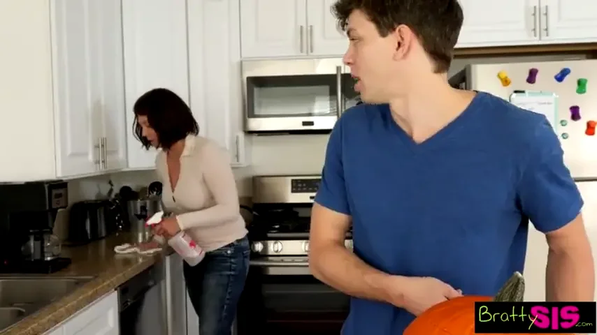 She Caught Her Stepbrother Fucking a Pumpkin